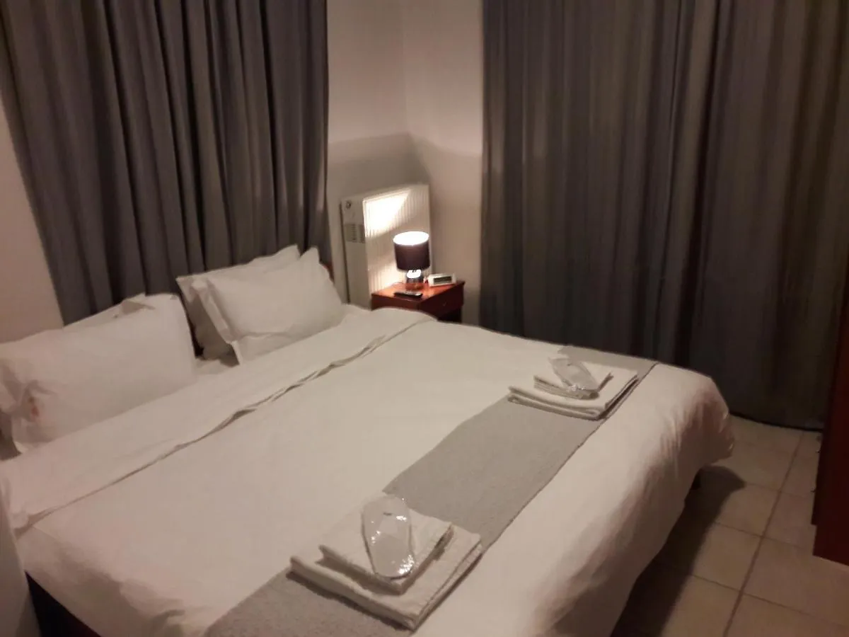 Cabo Verde Agia Triada  Hotel